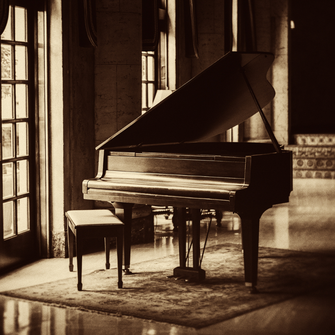 How Big Does A Room Need To Be To Fit A Grand Piano? – Millers Music