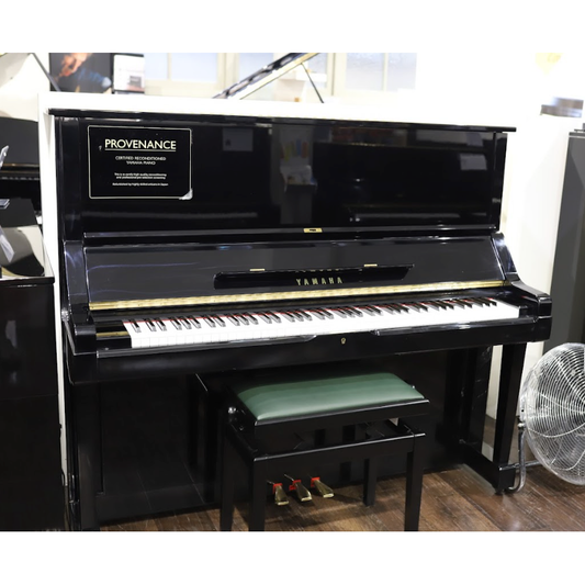 Yamaha UX3 Reconditioned Upright Piano Polished Black - 2570487