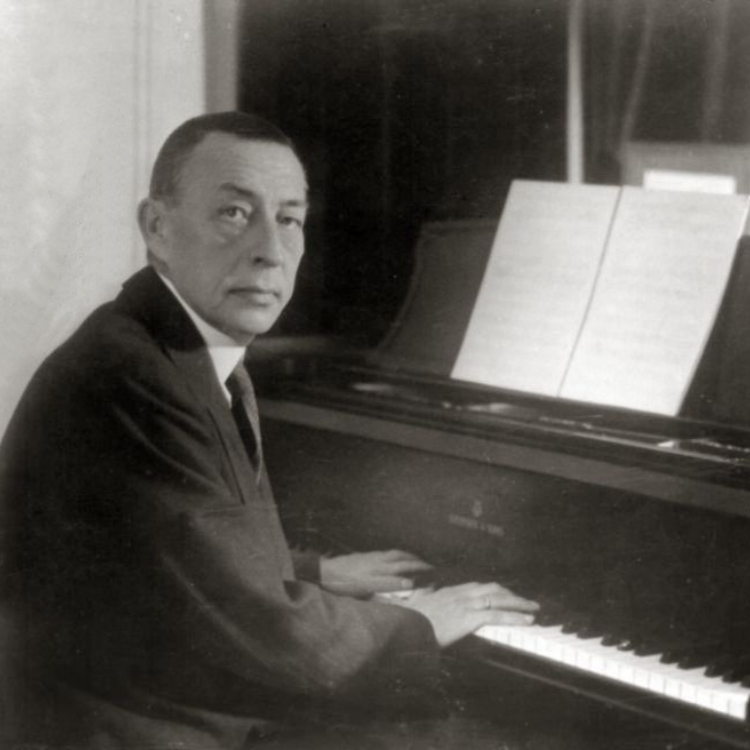 Rachmaninoff: Piano Sheet Music Essentials