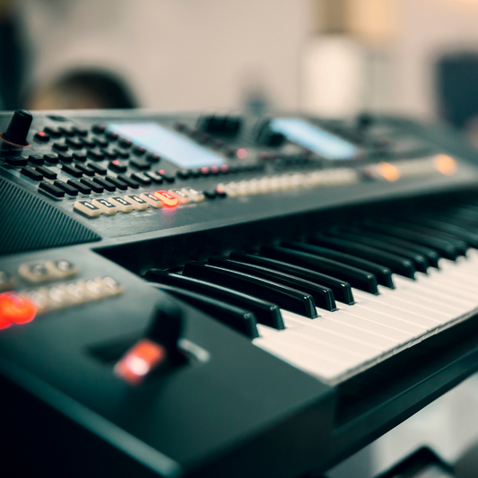 What Is The Difference Between A Digital Piano And A Keyboard?