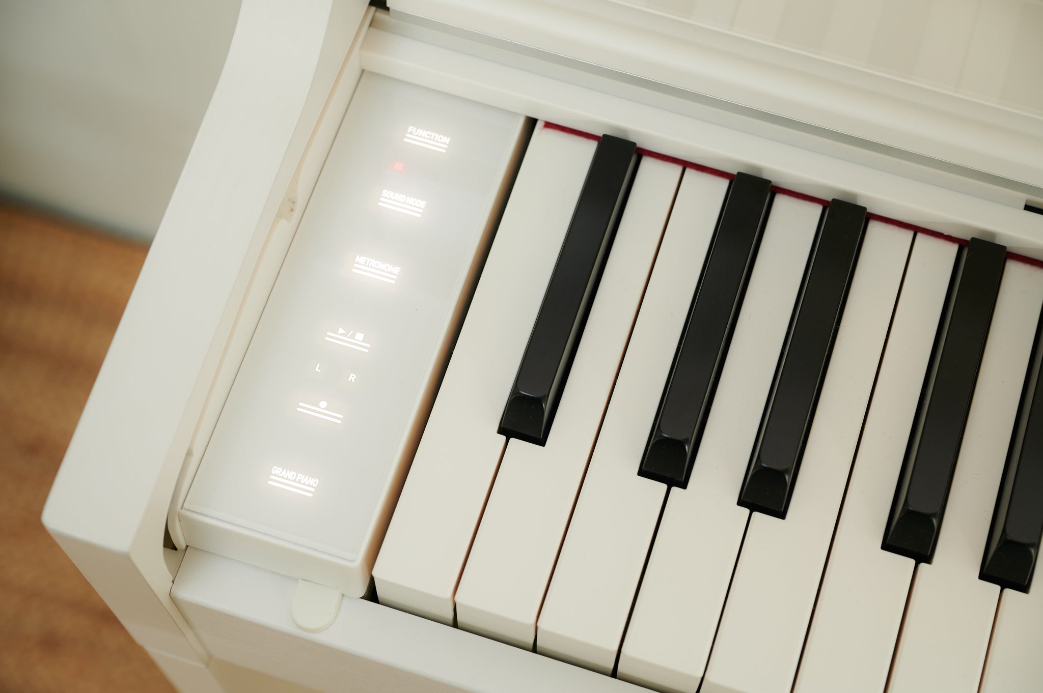 Casio Celviano APS450 Home Digital Piano with FREE Sennheiser HP-560 Headphones worth £179