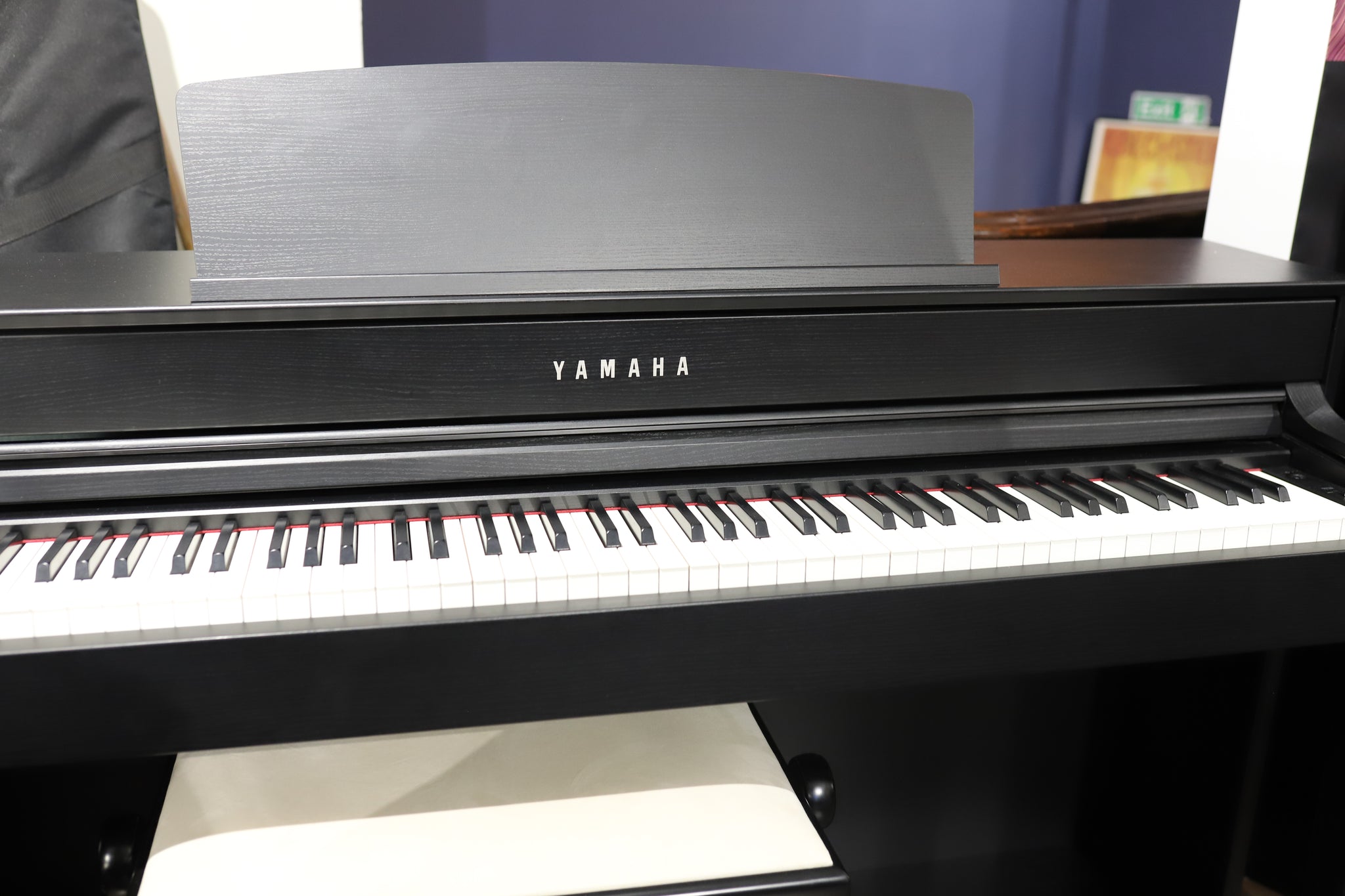 Yamaha CLP575 Satin Black Digital Piano (Secondhand)