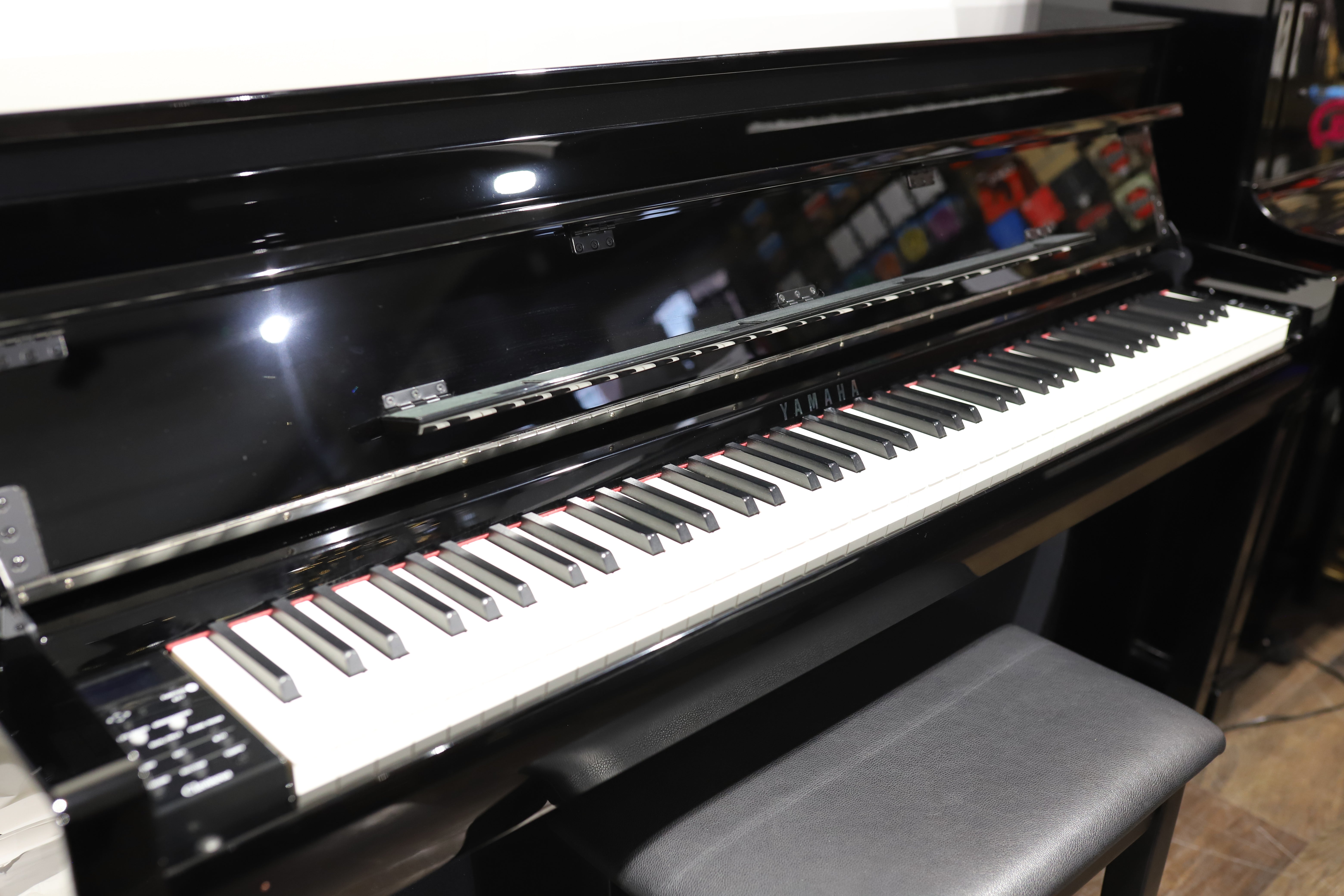 Yamaha CLP685 Home Digital Piano (Secondhand)