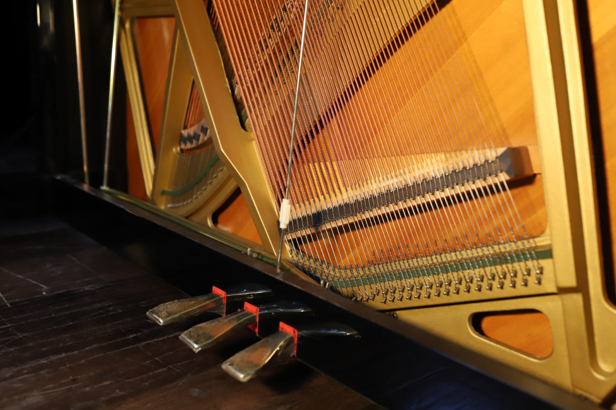 Yamaha U1A Reconditioned Secondhand Professional Upright Piano (4178330), Polished Black