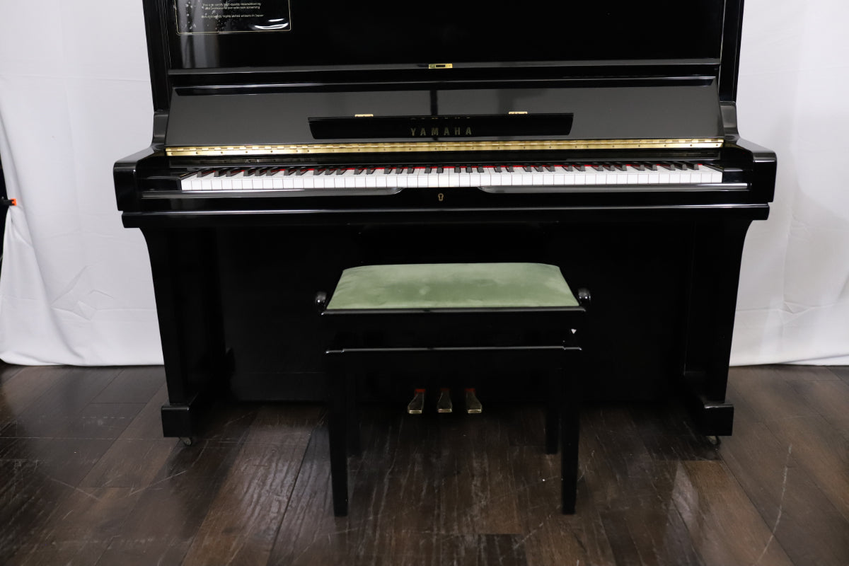 Yamaha U3A Reconditioned Secondhand Professional Upright Piano (4264193), Polished Black