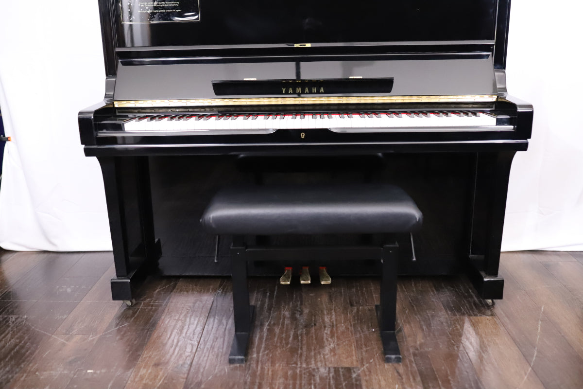 Yamaha U3A Reconditioned Secondhand Professional Upright Piano (3851276), Polished Black