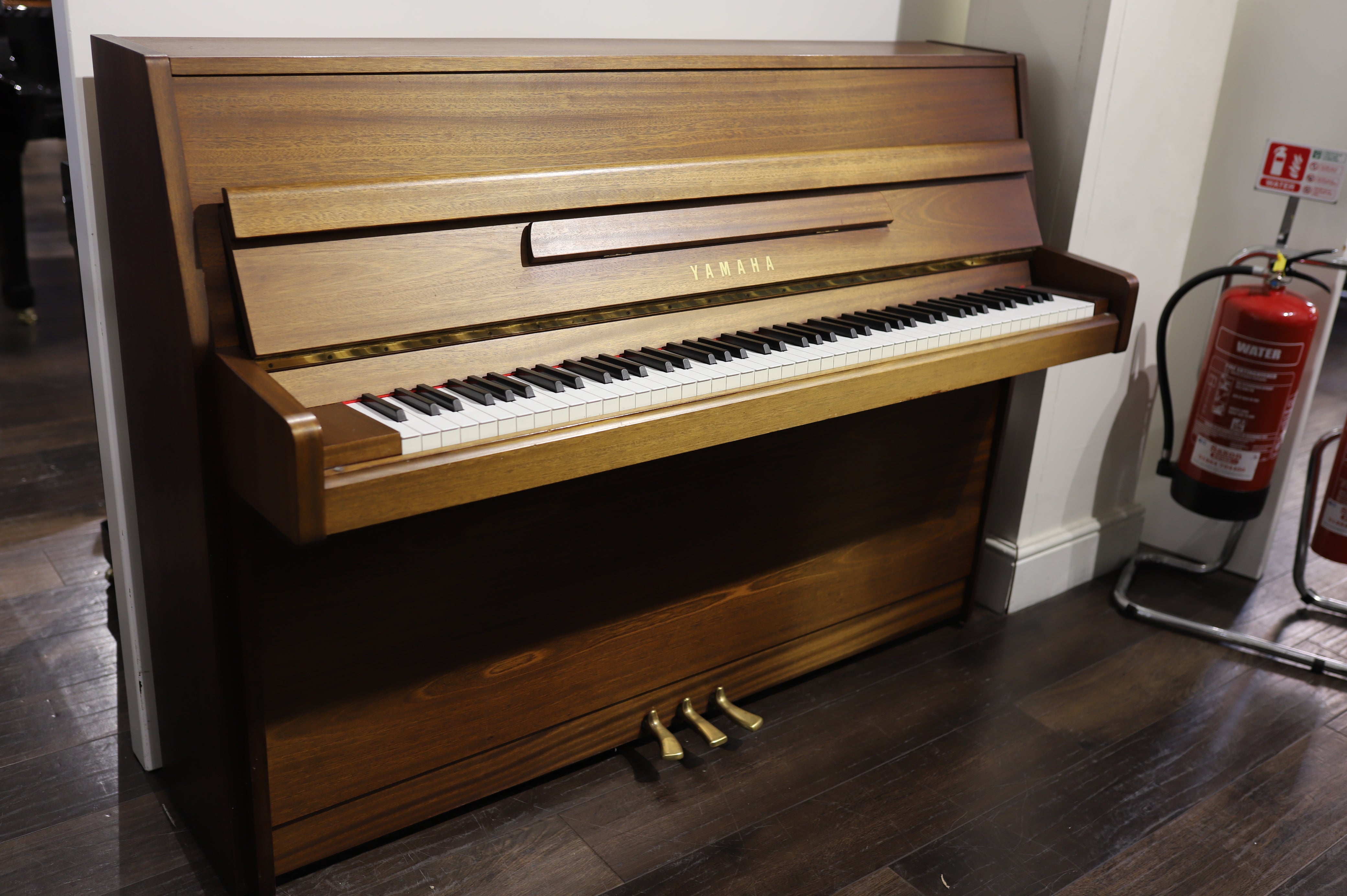 Yamaha M108 Upright Piano (Secondhand)