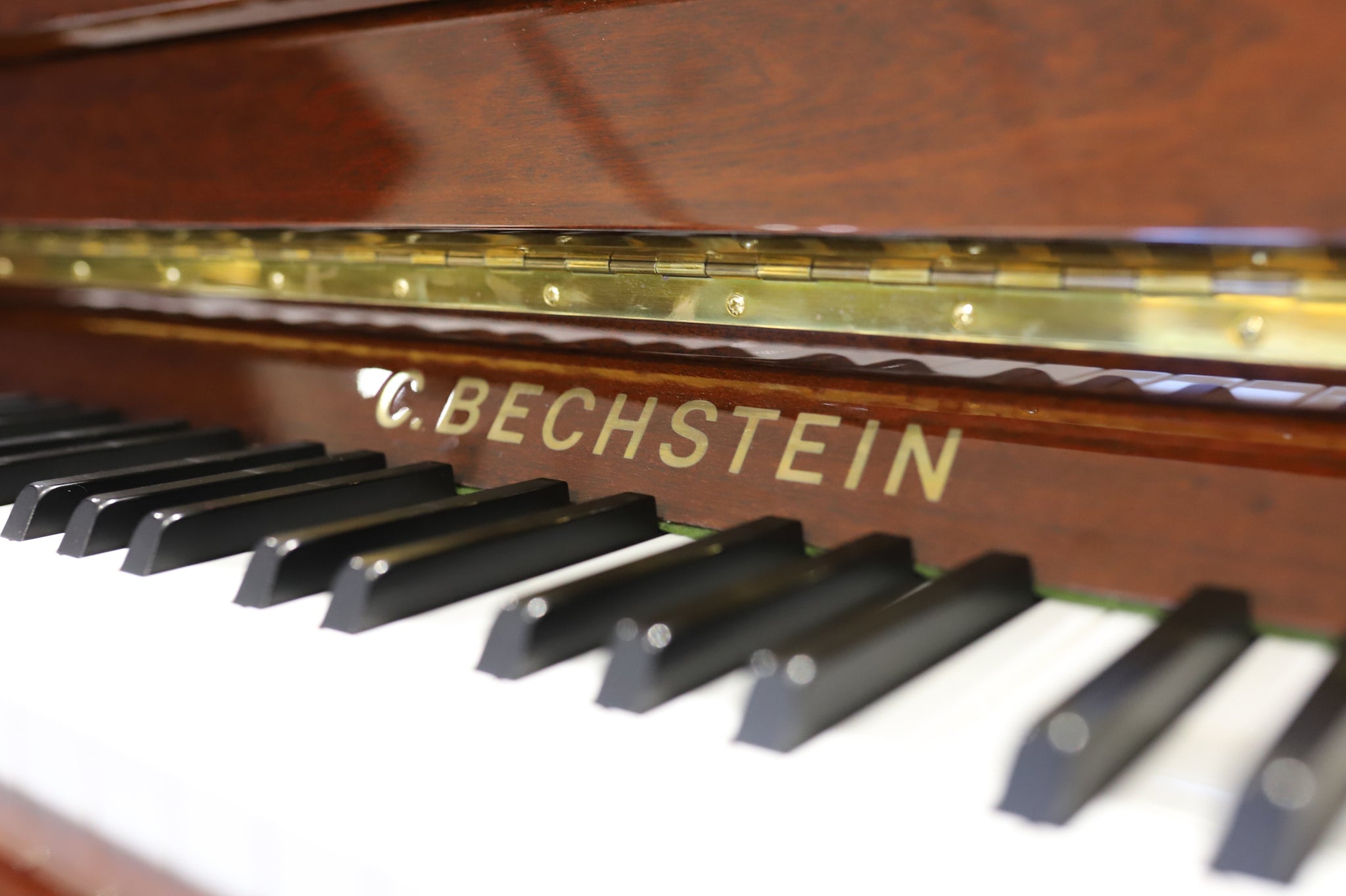 C. Bechstein Classic 118 Upright Piano Mahogany Gloss (Secondhand)