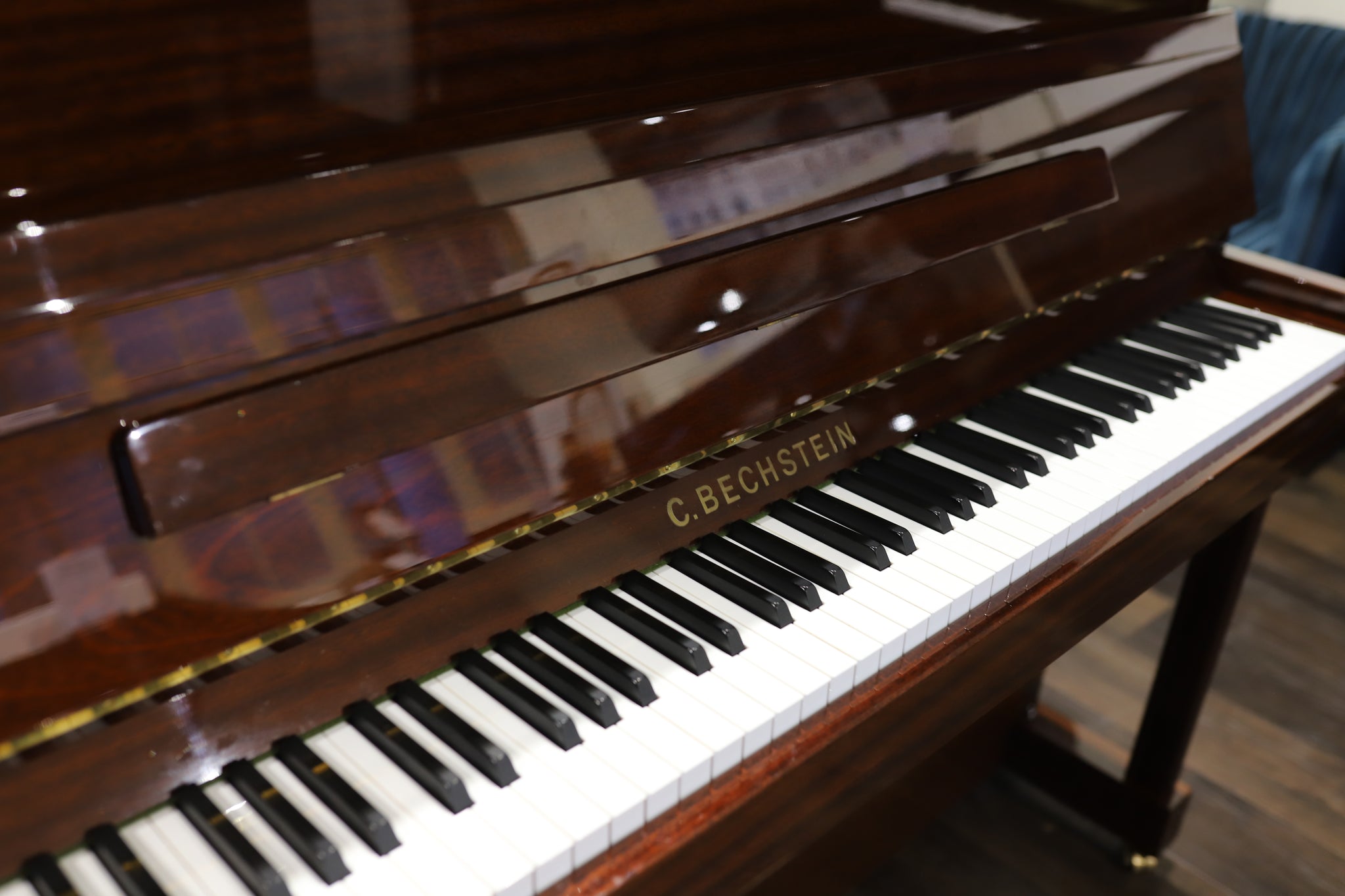 C. Bechstein Classic 118 Upright Piano Mahogany Gloss (Secondhand)