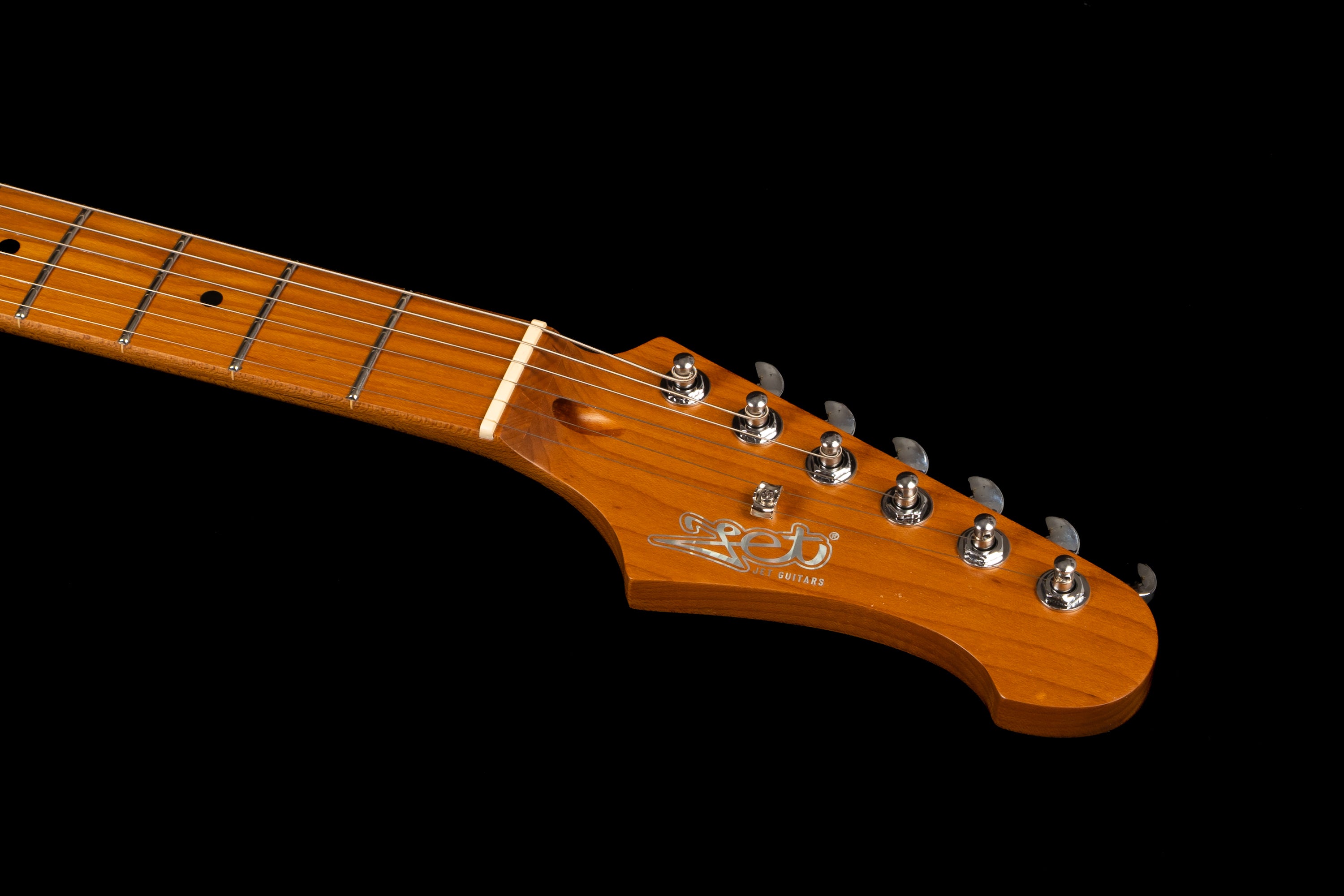 Jet JJ300 Electric Guitar, White (P90)