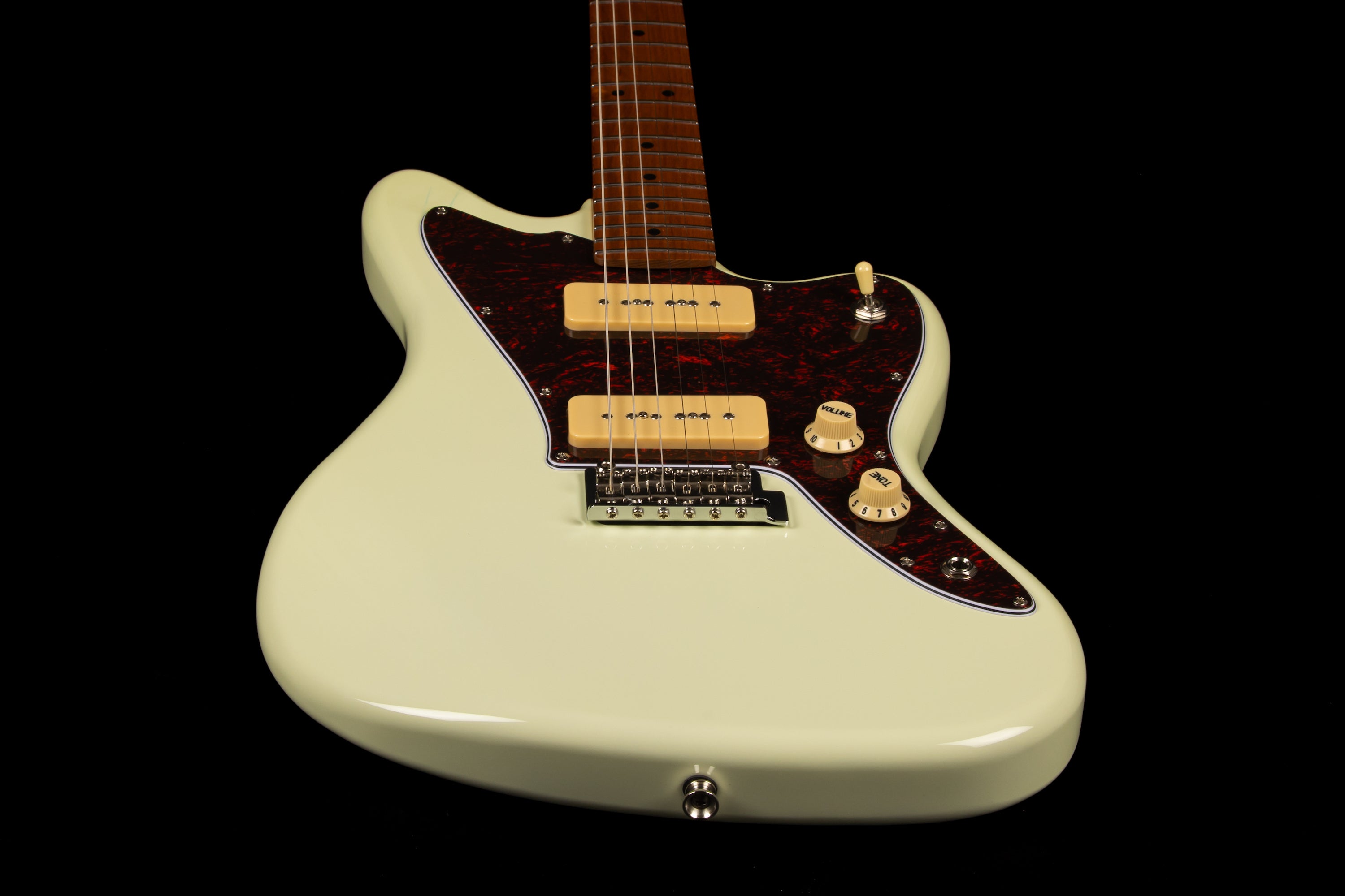 Jet JJ300 Electric Guitar, White (P90)