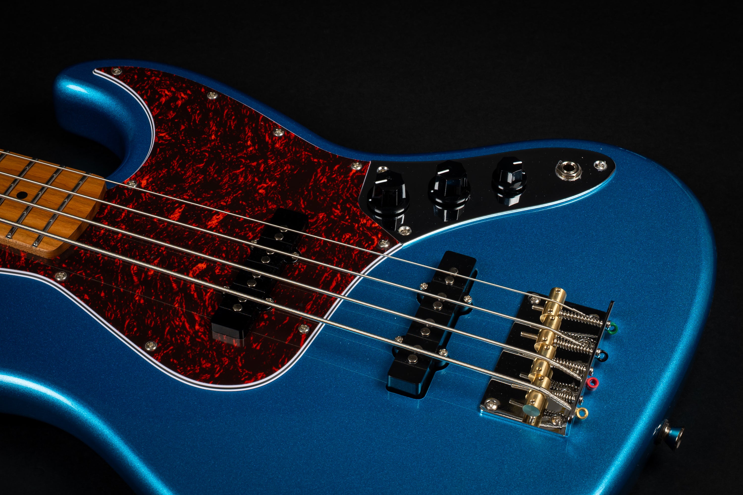 Jet JJB300 Bass Guitar, Lake Placid Blue