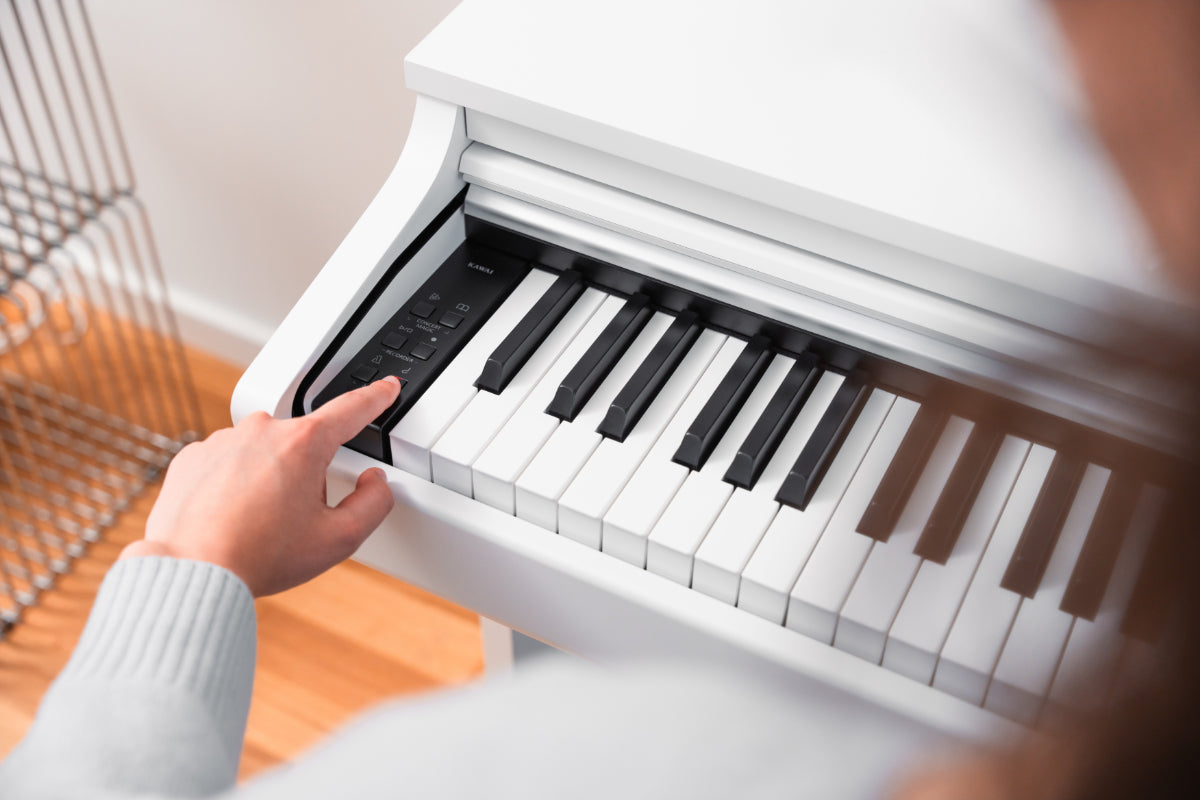 Kawai CX102B Digital Piano, Satin White