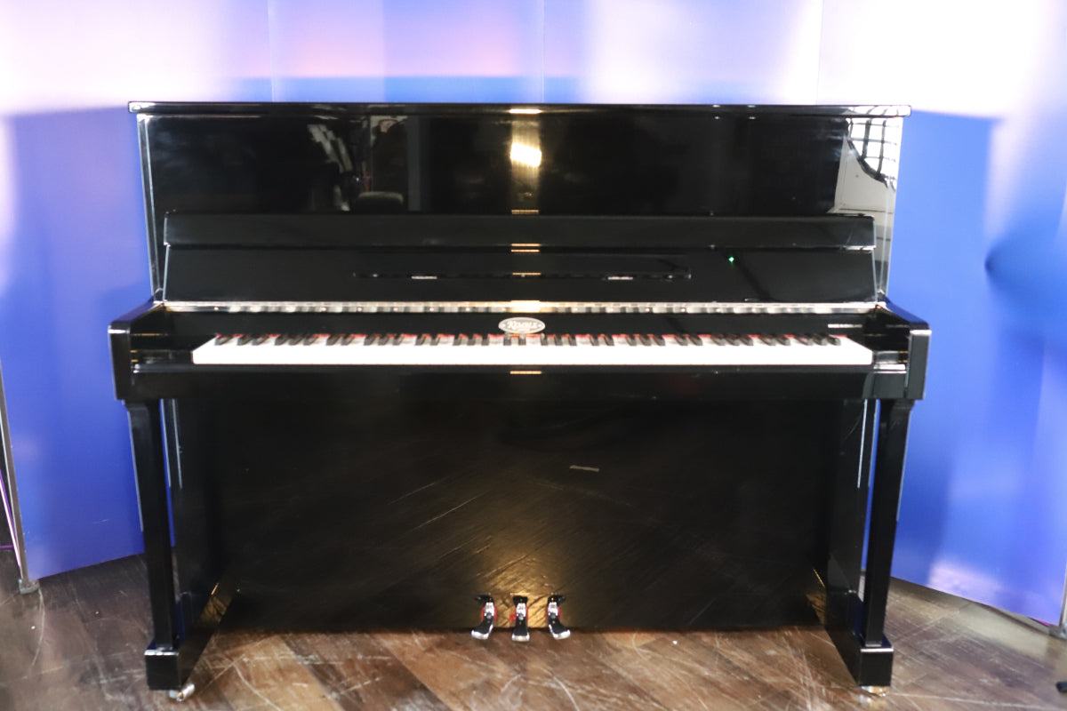 Kemble Classic T Secondhand Upright Piano (339131), Polished Black