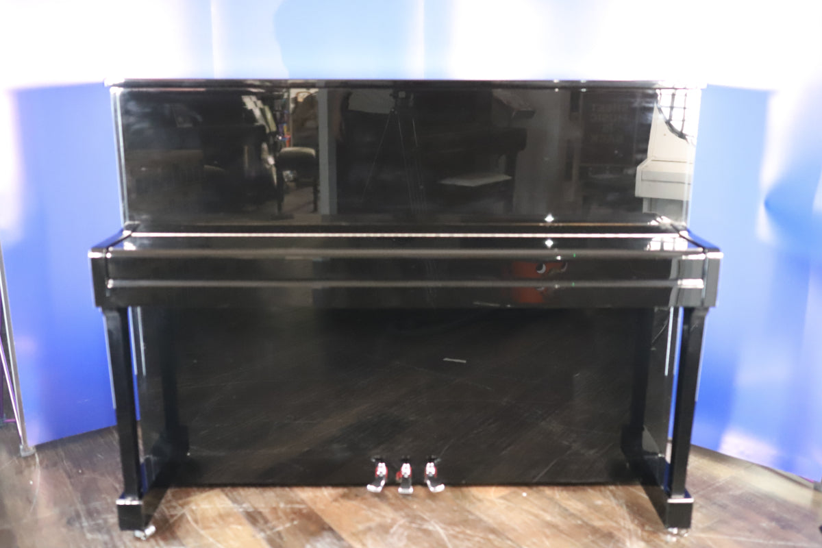 Kemble Classic T Secondhand Upright Piano (339131), Polished Black