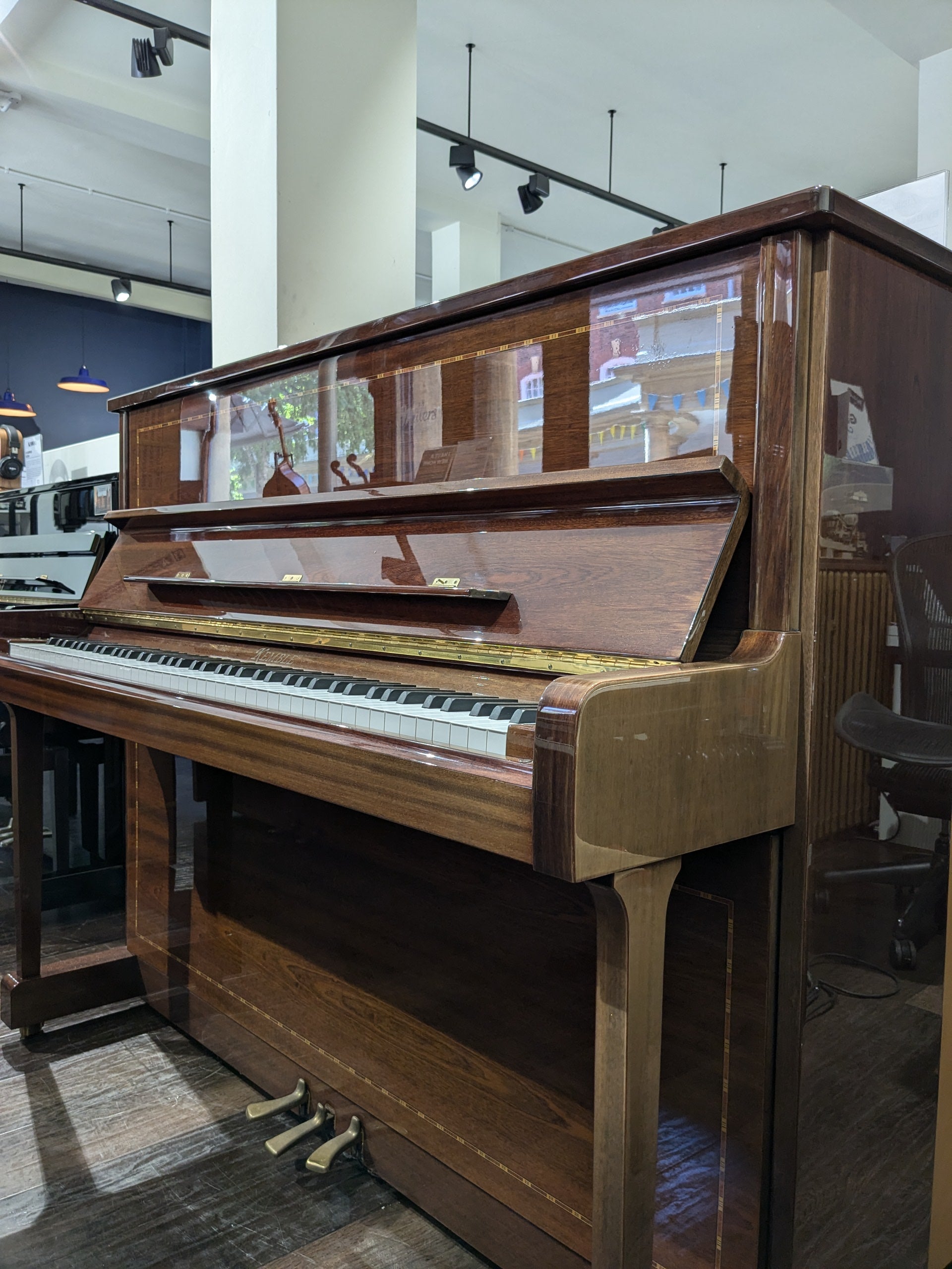 Kemble K121 CLM Upright Piano (Second Hand) 331427