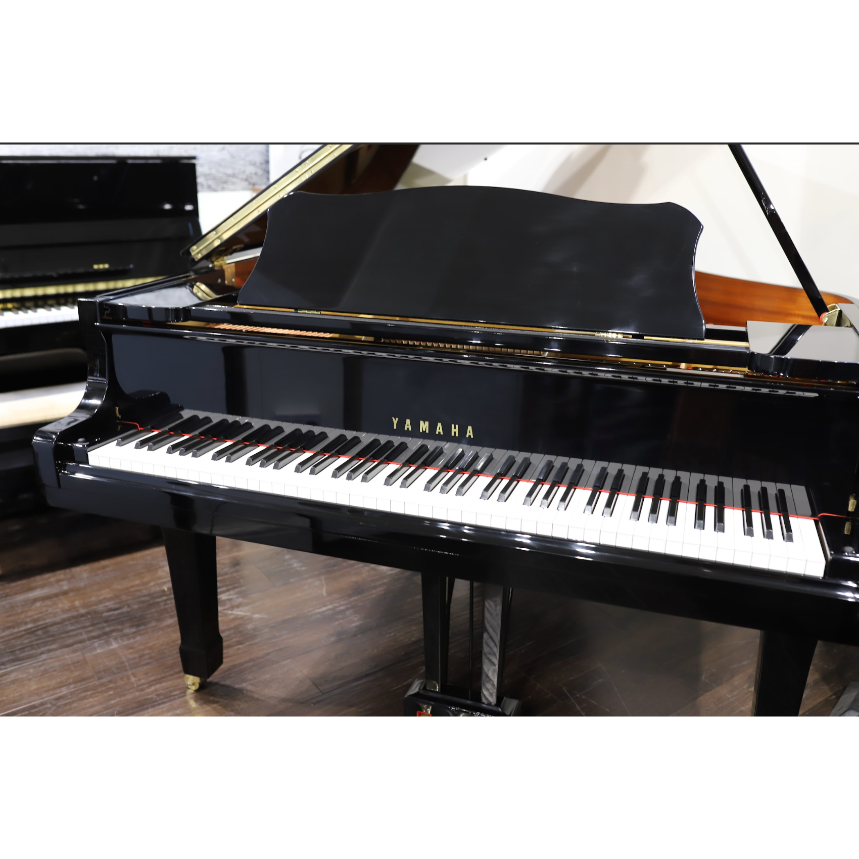 Yamaha C3 Reconditioned Grand Piano Polished Ebony - 3010634