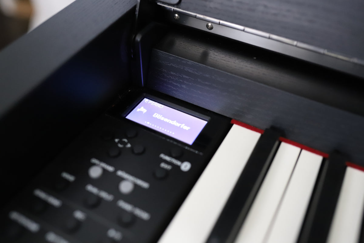 Yamaha CLP685 Premium Home Digital Piano (Secondhand), Satin Black