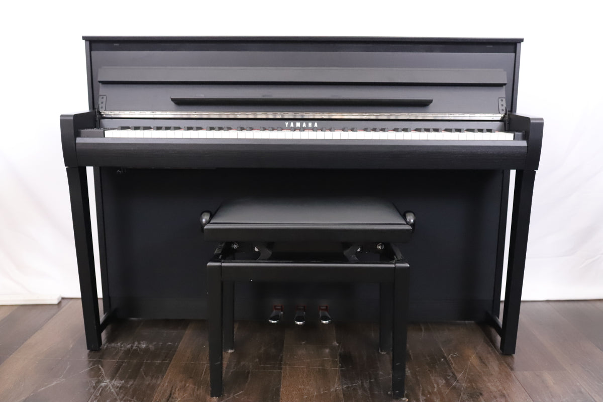 Yamaha CLP685 Premium Home Digital Piano (Secondhand), Satin Black