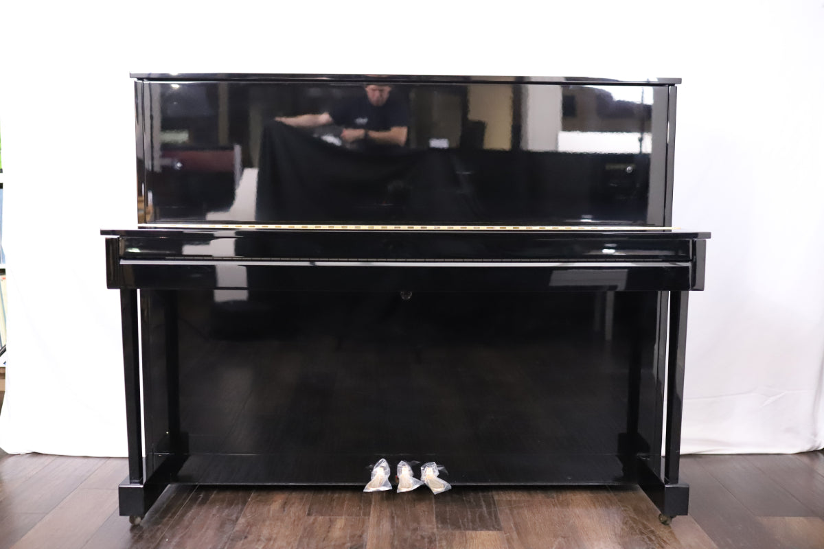 Yamaha YE118 Secondhand Upright Piano (H0180337)