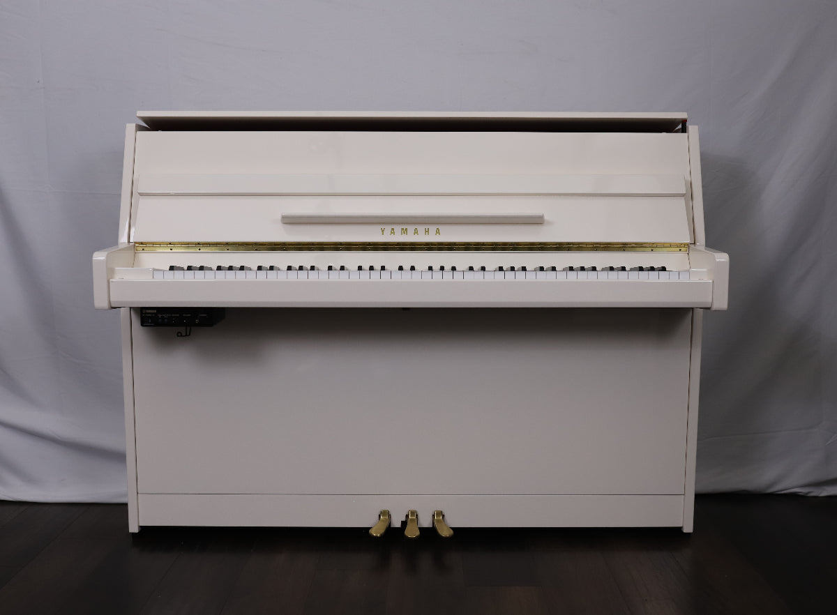 Yamaha B1 Secondhand Silent Upright Piano Polished, Polished White