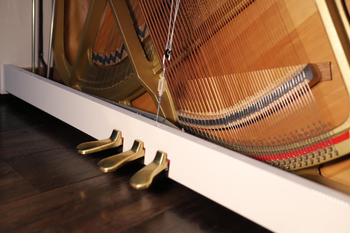 Yamaha B1 Secondhand Silent Upright Piano Polished, Polished White
