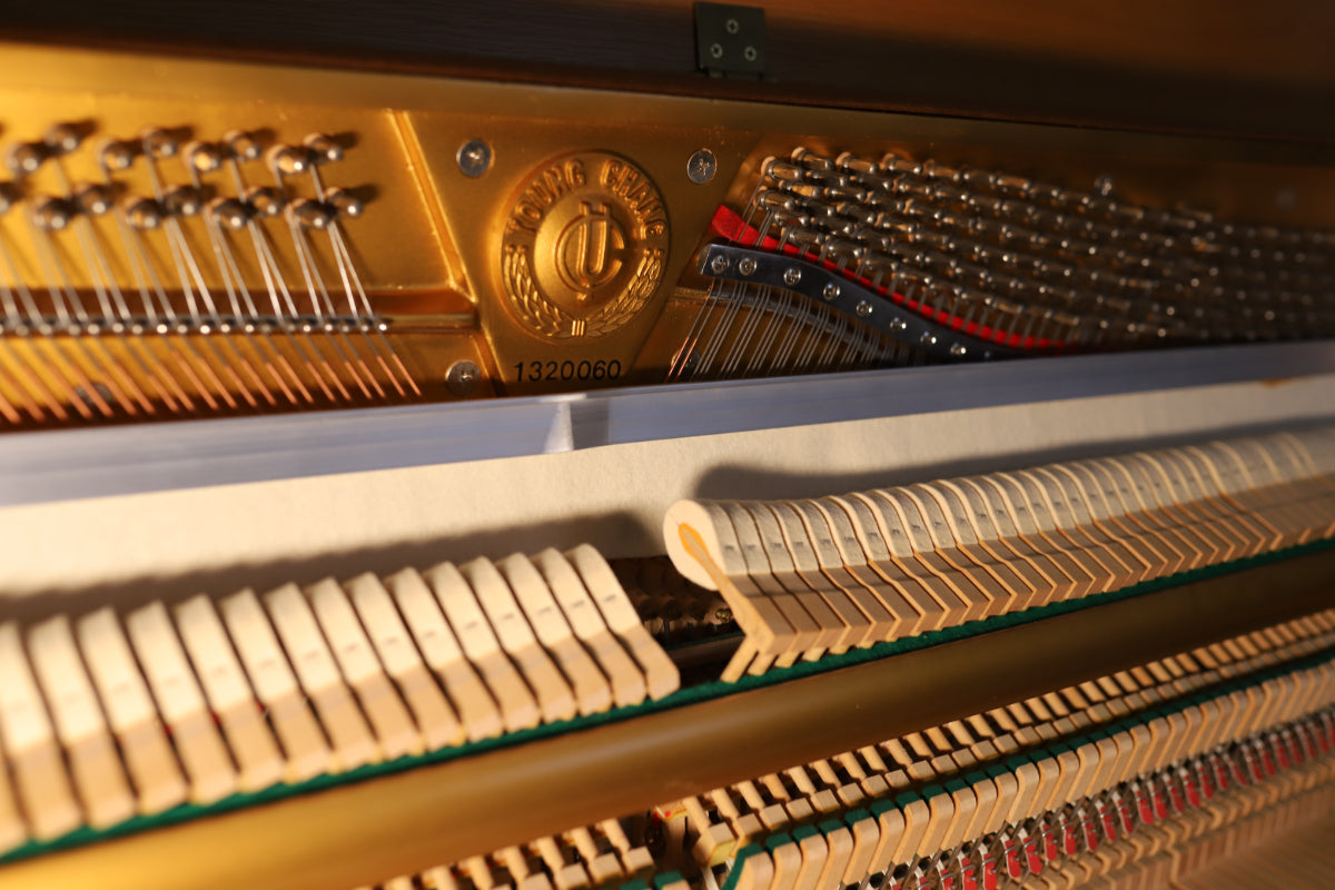Young Chang Secondhand 85-Key Upright Piano, Light Oak
