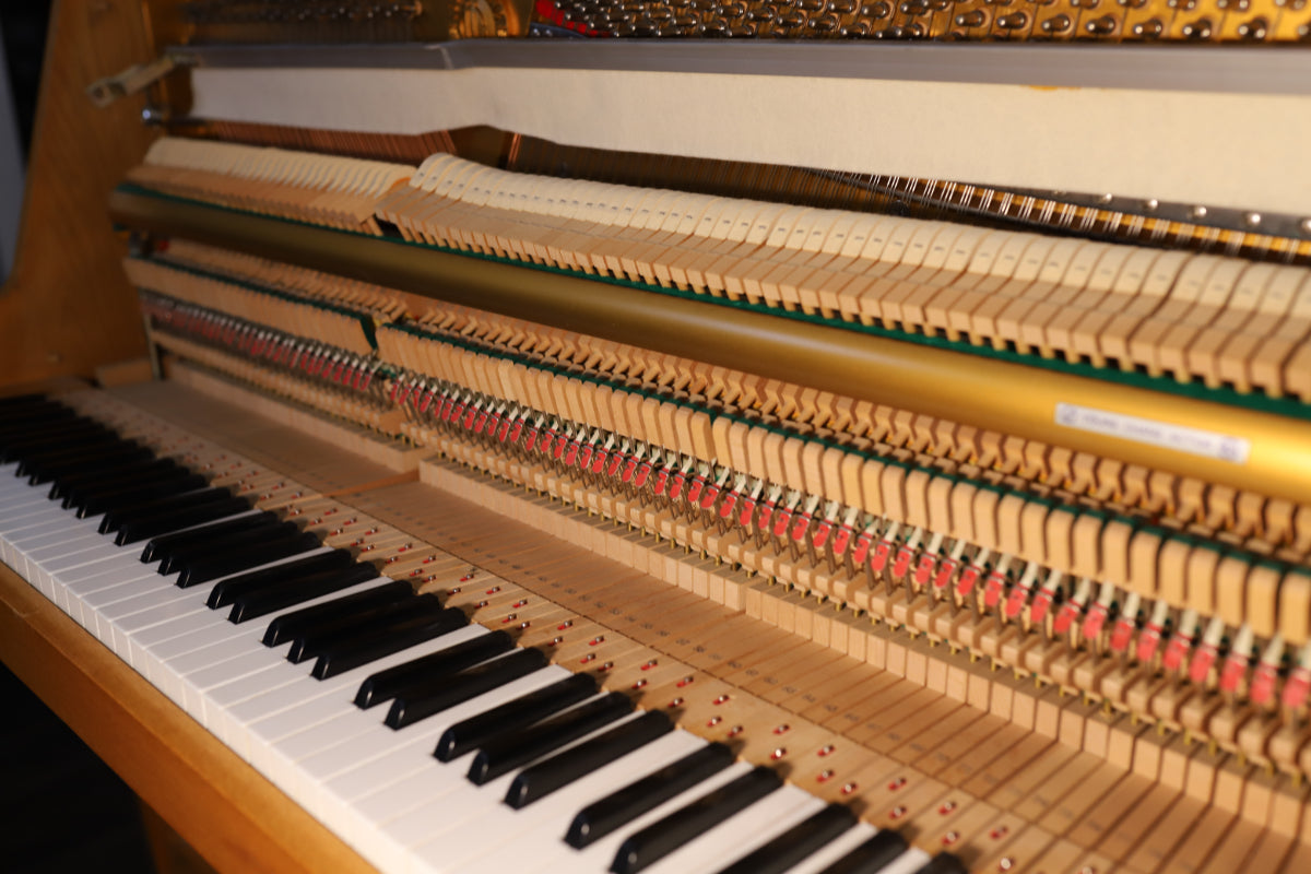 Young Chang Secondhand 85-Key Upright Piano, Light Oak