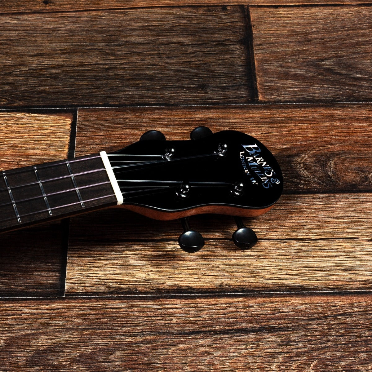 Barnes & Mullins BMUK10C Concert Mahogany Ukulele