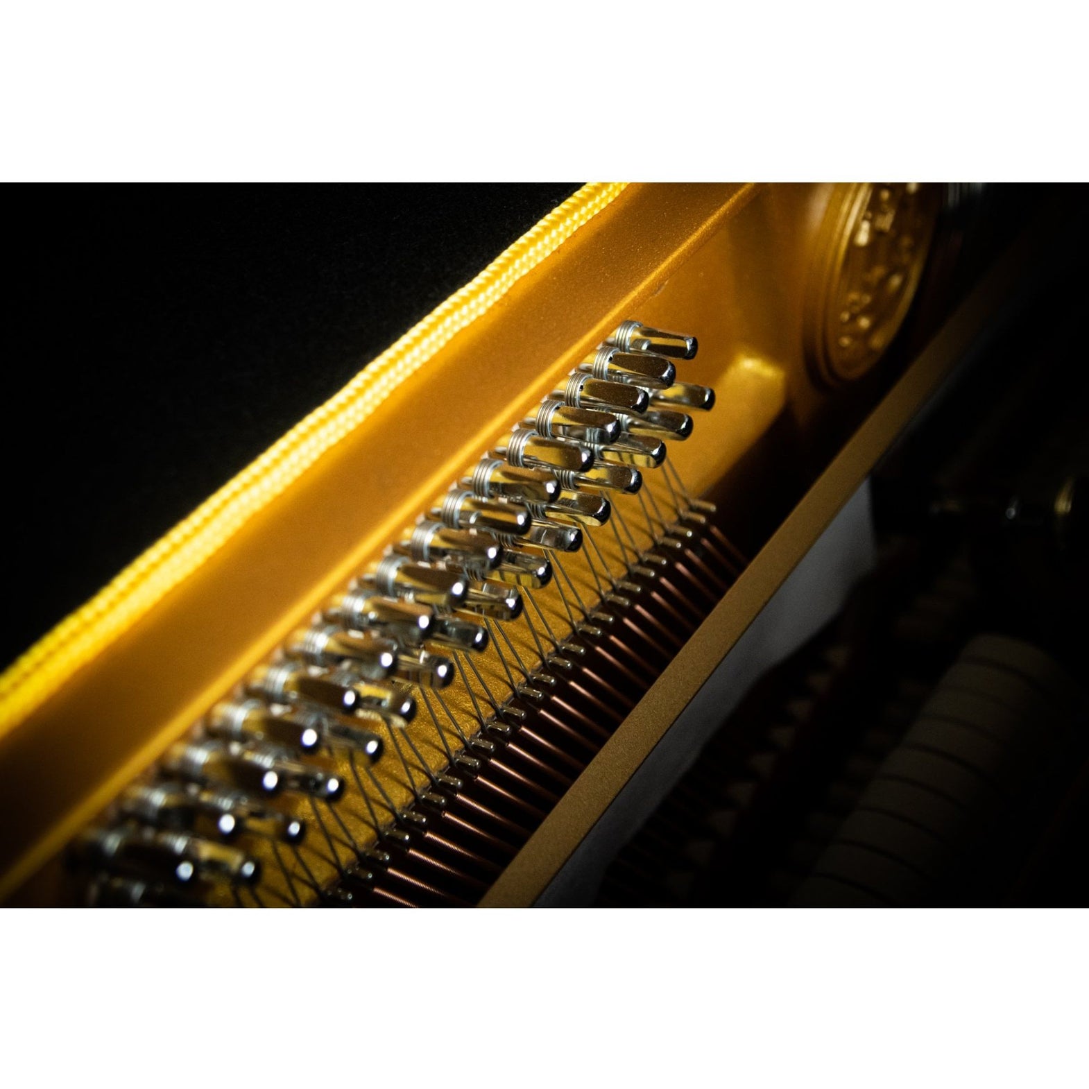 Ritmüller EU118 Upright Piano